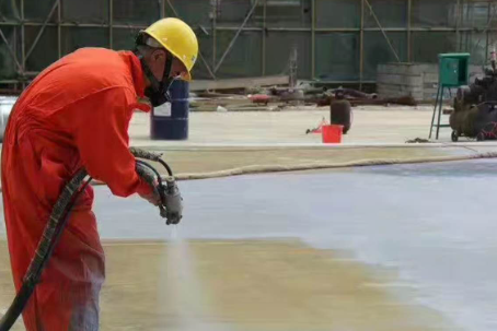 三门峡彩色路面喷涂是一种为路面